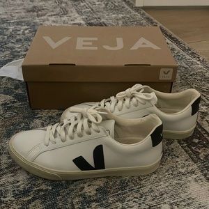 Veja Esplar Size EU 38 (Womens size US 7)